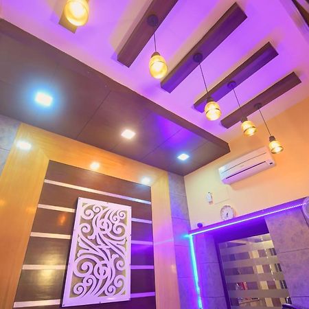 Hotel Jingle Inn 加尔各答 外观 照片