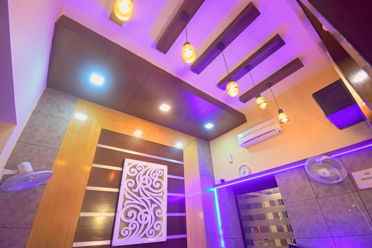 Hotel Jingle Inn 加尔各答 外观 照片