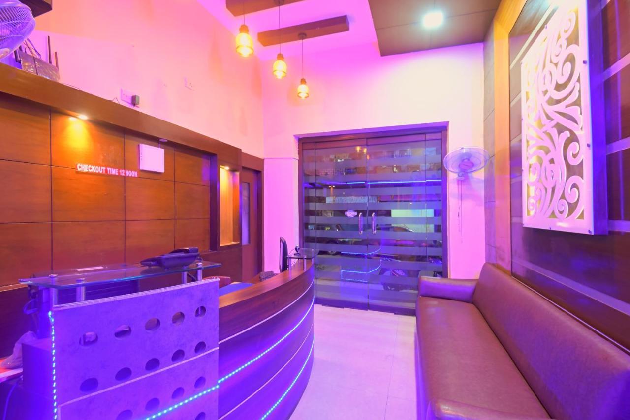 Hotel Jingle Inn 加尔各答 外观 照片